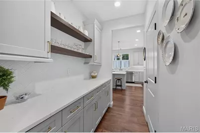 146 Girard Place, Kirkwood, MO 63122 - Photo 21