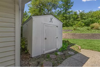 466 Caballero Court, Ballwin, MO 63021 - Photo 37