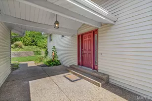 466 Caballero Ct, Ballwin, MO 63021 - Photo 3
