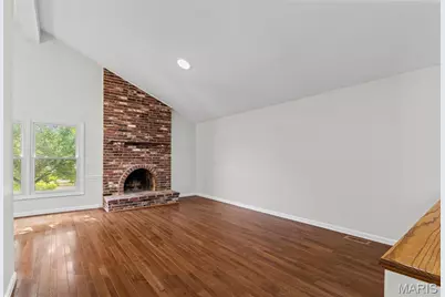 466 Caballero Court, Ballwin, MO 63021 - Photo 5