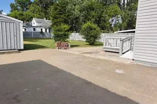 627 Market St, Saint Genevieve, MO 63670 - Photo 17