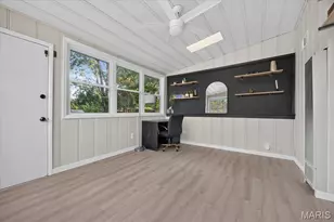 8561 Everett Ave, Saint Louis, MO 63117 - Photo 27