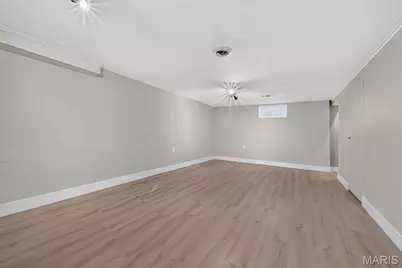 8561 Everett Avenue, Saint Louis, MO 63117 - Photo 29