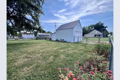 202 E Jefferson Avenue, Robertsville, MO 65066 - Photo 15