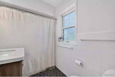 933 S Central Avenue, Clayton, MO 63105 - Photo 15