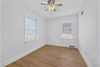 933 S Central Avenue, Clayton, MO 63105 - Photo 13