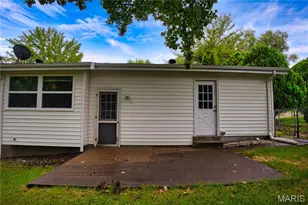 3535 Brookstone Dr, Florissant, MO 63033 - Photo 29
