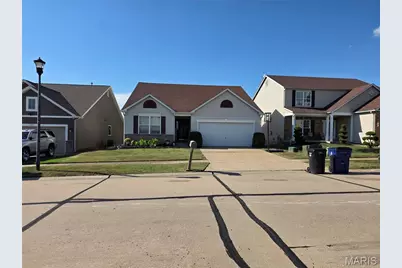 4617 Richmond Forest Drive, Florissant, MO 63034 - Photo 3