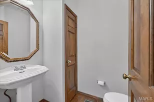 403 Kacey Ln, Ballwin, MO 63021 - Photo 17