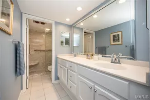 590 Sarah Ln, Saint Louis, MO 63141 - Photo 31