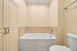 2394 Baxton Way, Chesterfield, MO 63017 - Photo 15