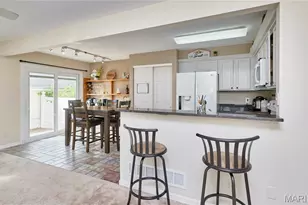 16500 Victoria Crossing Dr, Wildwood, MO 63040 - Photo 9