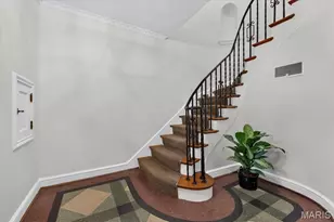 7510 York Dr, Clayton, MO 63105 - Photo 5