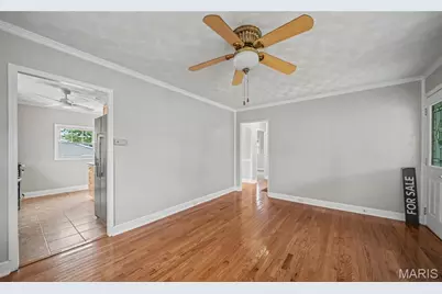 8505 Pilot Avenue, Saint Louis, MO 63123 - Photo 13