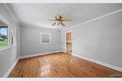 8505 Pilot Avenue, Saint Louis, MO 63123 - Photo 11