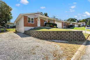 2152 Treasure Island Dr, Imperial, MO 63052 - Photo 3