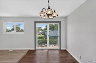 665 Redwing Dr, Florissant, MO 63031 - Photo 9
