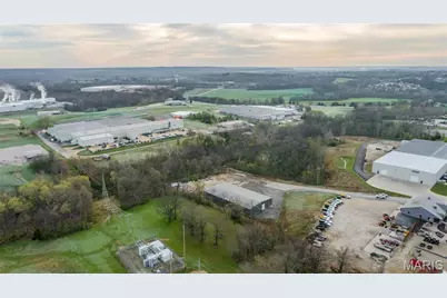 475 W Industrial Park Drive #B, Washington, MO 63090 - Photo 3