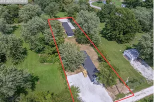 115 High St, Truxton, MO 63381 - Photo 1