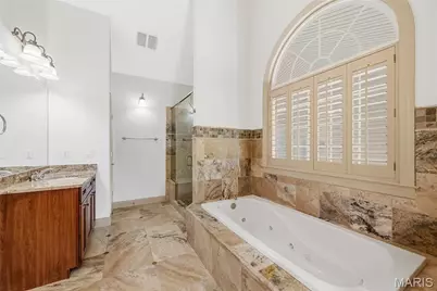 11719 Lindemere Drive, Des Peres, MO 63131 - Photo 27