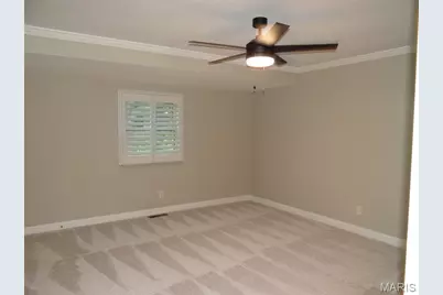 5628 Valleyside Lane, Saint Louis, MO 63128 - Photo 17