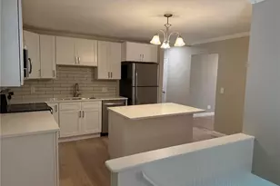 5628 Valleyside Ln, Saint Louis, MO 63128 - Photo 9