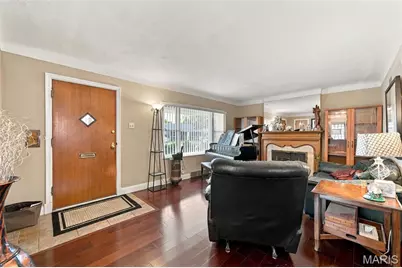 5120 McCausland Avenue, Saint Louis, MO 63109 - Photo 3