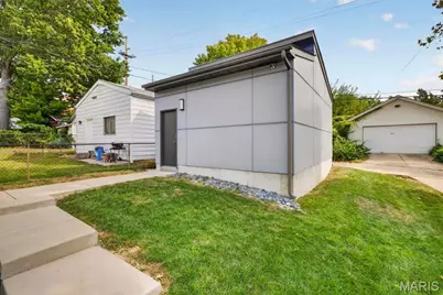 1018 Yale Avenue, Saint Louis, MO 63117 - Photo 31