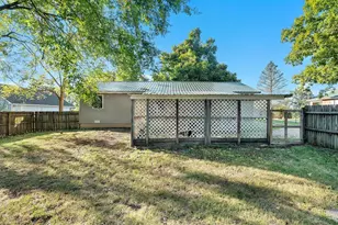 175 E Pine St, Bourbon, MO 65441 - Photo 7