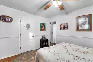 175 E Pine St, Bourbon, MO 65441 - Photo 29