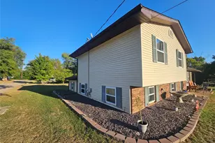 500 S Vandervoot St, Desloge, MO 63601 - Photo 21
