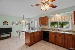 16500 Thunderhead Canyon Ct, Ballwin, MO 63011 - Photo 17