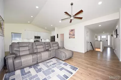 112 Wholesome Way, Saint Charles, MO 63304 - Photo 9
