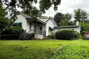 521 N 4th St, Louisiana, MO 63353 - Photo 5