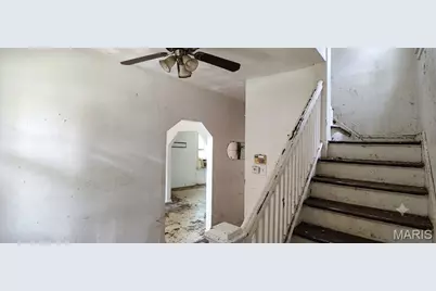 5257 Alcott Avenue, Saint Louis, MO 63120 - Photo 5