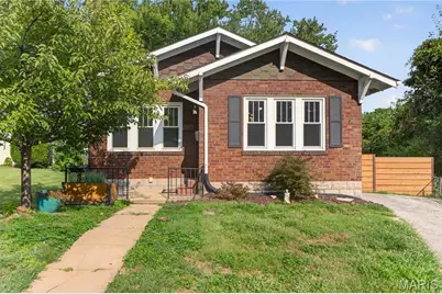 423 Heman Drive, Kirkwood, MO 63122 - Photo 1