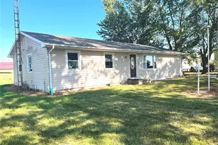 16051 Pike 282, Bowling Green, MO 63334 - Photo 1