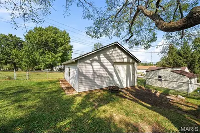 6733 Bonnie Avenue, Saint Louis, MO 63123 - Photo 29