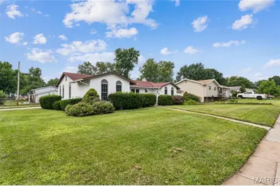 2801 Droste Road, Saint Charles, MO 63301 - Photo 3
