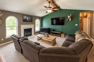 1225 Shingle Oak Ct, Troy, MO 63379 - Photo 7