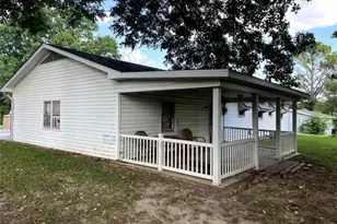 105 S Sanderson Ave, Elsberry, MO 63343 - Photo 3