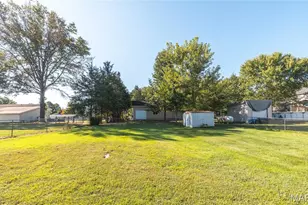 1723 Lakeshore Dr, Cuba, MO 65453 - Photo 23