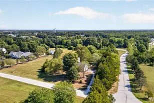 2460 Country Pointe Ln, Unincorporated, MO 63385 - Photo 33