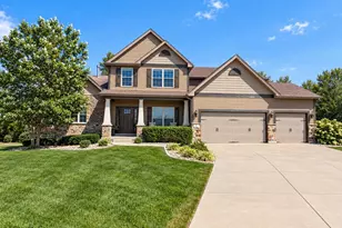 5 Wyndemere Ct, Lake Saint Louis, MO 63367 - Photo 1