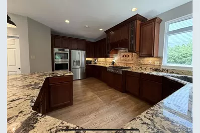 945 Stone Spring Drive, Eureka, MO 63025 - Photo 3