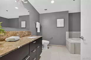 915 Olive St, Saint Louis, MO 63101 - Photo 29