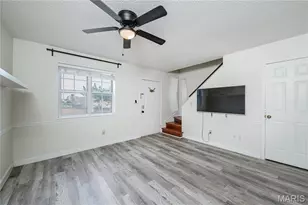 1447 Bobolink Pl, Brentwood, MO 63144 - Photo 5
