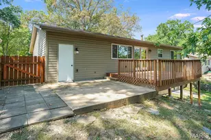 533 Golfwood Dr, Ballwin, MO 63021 - Photo 35