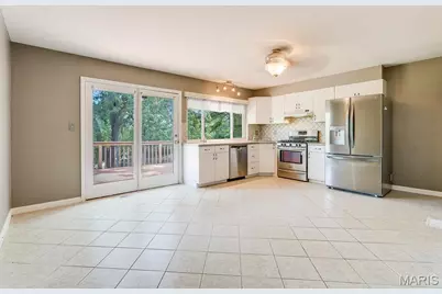 533 Golfwood Drive, Ballwin, MO 63021 - Photo 11