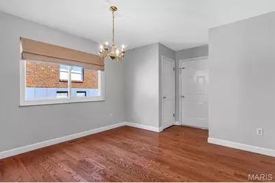 5015 Suson Hills Drive, Saint Louis, MO 63128 - Photo 9